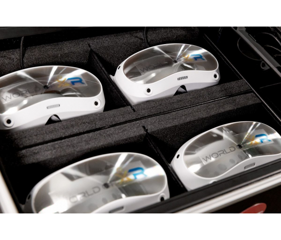 VR headset charging case PARAPROJECT VR4 for 4 VR headsets