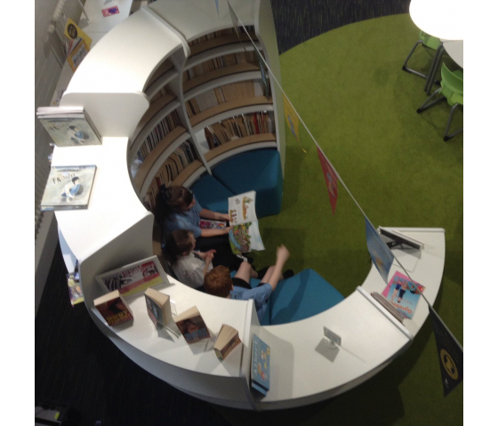 BookHive Spiral bookcase and reading corner - clockwise