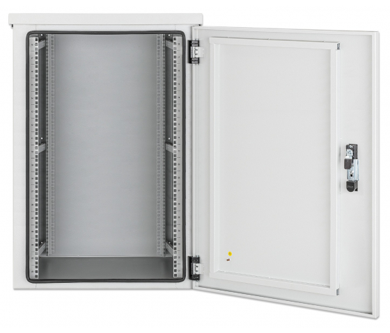 19 inch industriële IP55 outdoor wandkast MHT159 met geïntegreerde ventilatoren - stof- en waterdicht - 18U hoogte - 600 mm diep - grijs