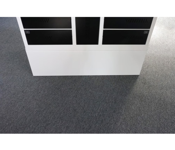 Sokkel voor BR24KLZ & BR24DCS Zwart Lockers - 25 cm