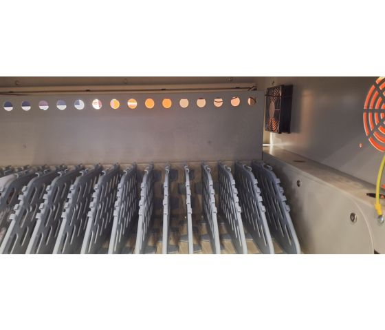 ID32AC charging cart for 32 mobile devices to 15.6 inches