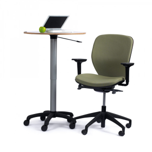 Height adjustable sit/stand teacher's table