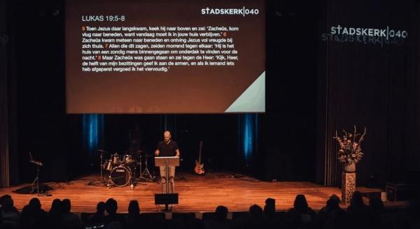 Bravour® talerstol ved åbningen af 'kirke 2.0'