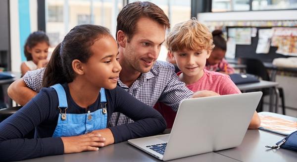 Laptopkar voor het onderwijs